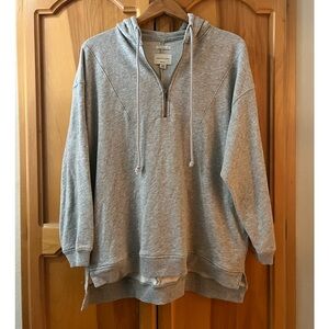 American Eagle sweatshirt